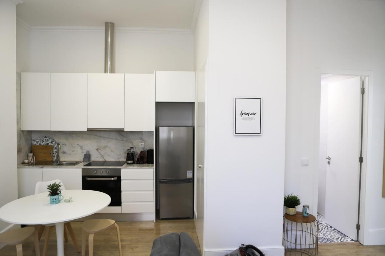 Vibrant Host Solutions - Heroismo'S Metro Porto Zimmer foto