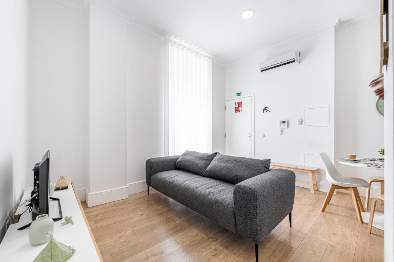 Vibrant Host Solutions - Heroismo'S Metro Porto Exterior foto
